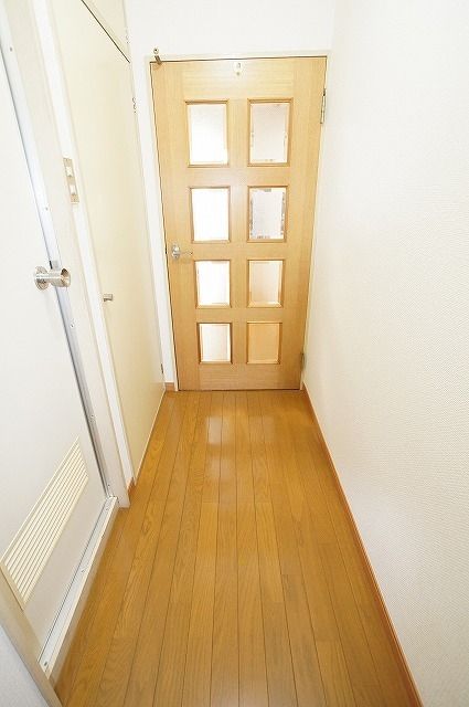 玄関　～ストークハイツタケダのご紹介です～