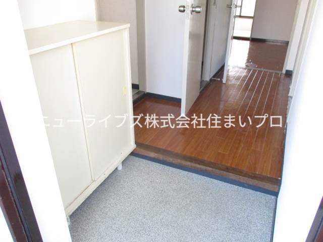 アクティ寝屋川の玄関写真