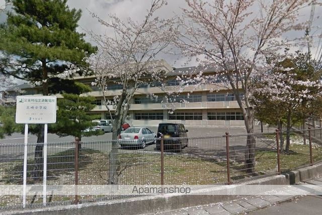 中学校　多賀城市立高崎中学校（中学校）まで713m