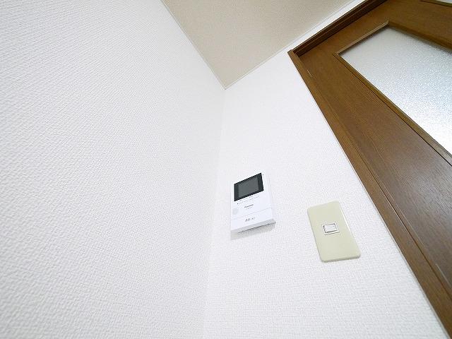 セキュリティ　モニター付きインターホン