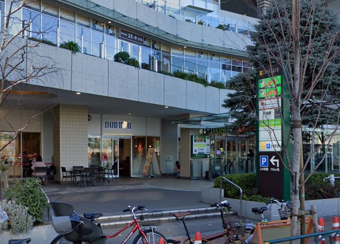 飲食店　ドトール（飲食店）まで480m