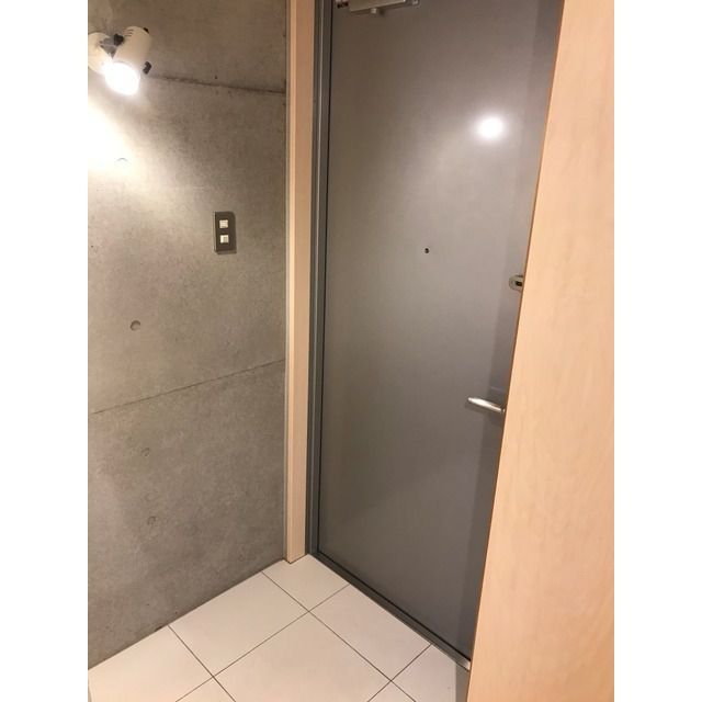 マルシュ代々木の玄関写真