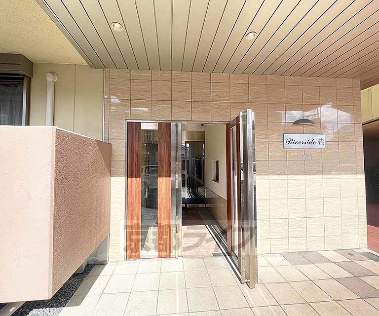 リバーサイド桂 壱番館の外観写真