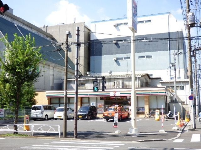 コンビニ　セブンイレブン墨田業平1丁目店（コンビニ）まで10m
