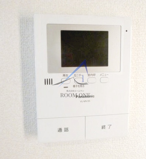 セキュリティ　モニター付きインターホンです。
