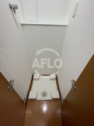 その他設備　リーガル岡崎橋　室内洗濯パン