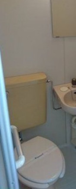 トイレ　別部屋参考写真