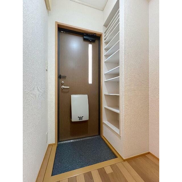 玄関　参考写真