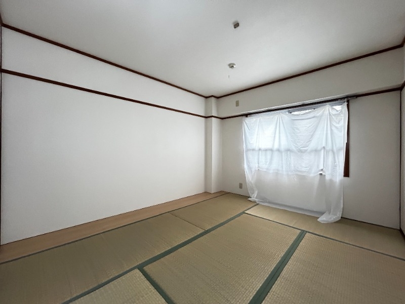 上田マンション池ノ谷の居間写真