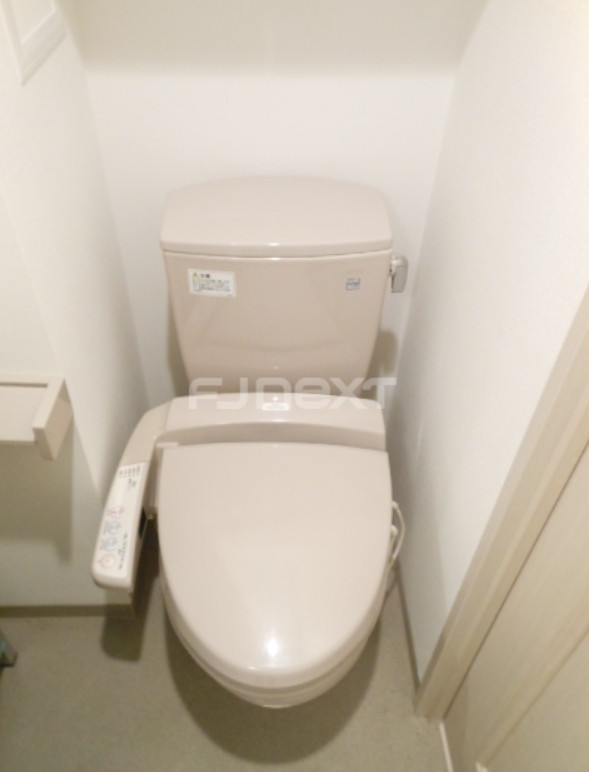 東京メトロ南北線 本駒込駅 徒歩4分 8階建 築23年のトイレ写真