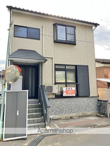 本郷戸建の外観写真