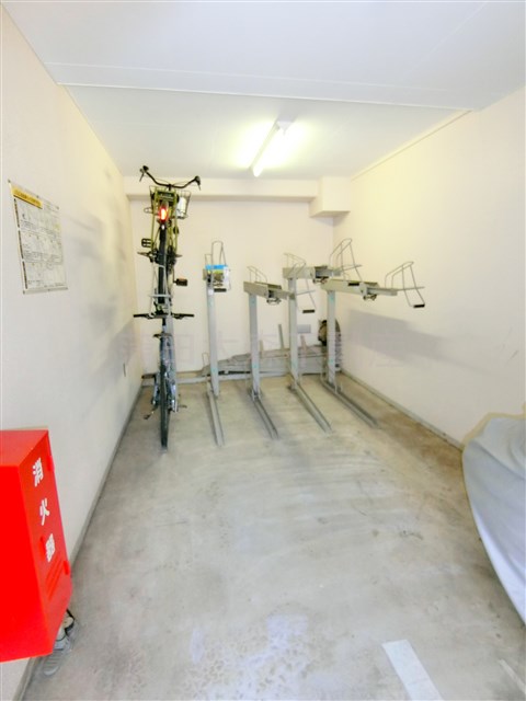 その他共有部分　屋根付きの駐輪場