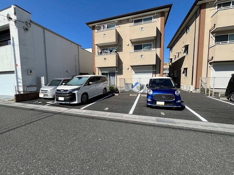 駐車場　空き要確認