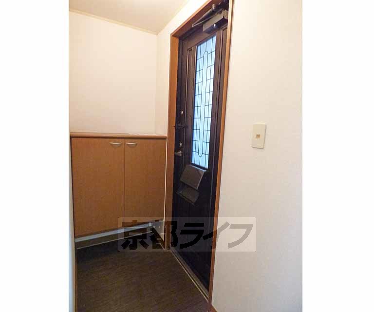 玄関　玄関です。