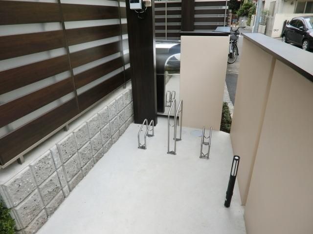 駐車場　駐輪場