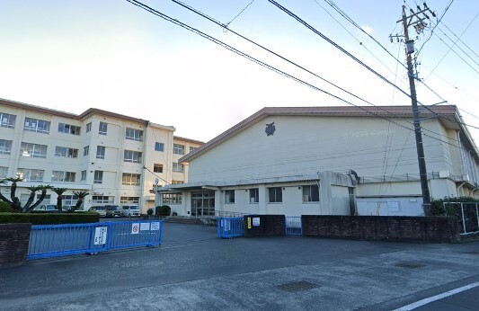 小学校　藤枝市立高洲小学校（小学校）まで1103m