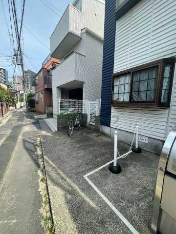 エントランス　ソリッドリファイン駒込