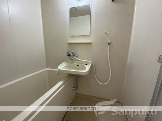 クリスタルビルの風呂写真