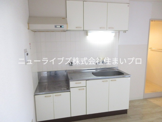 ＪＲ片町線 忍ケ丘駅 徒歩9分 6階建 築32年のキッチン写真
