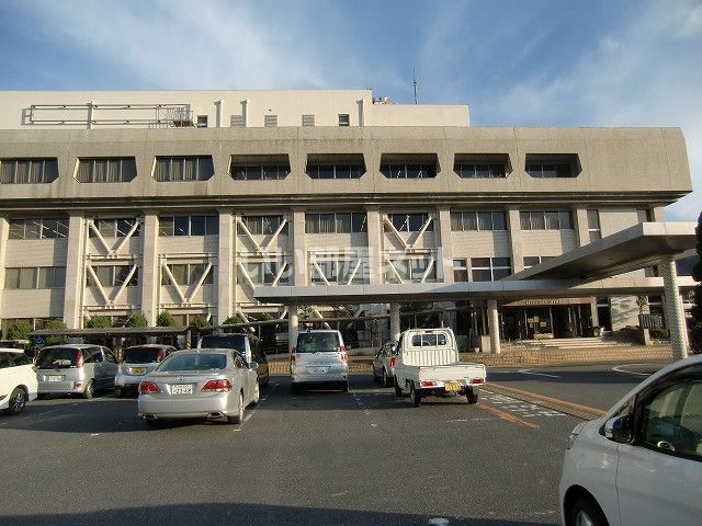 役所　栗東市役所（役所）まで548m