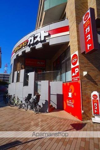 飲食店　ガスト　仲町台駅前店（飲食店）まで489m