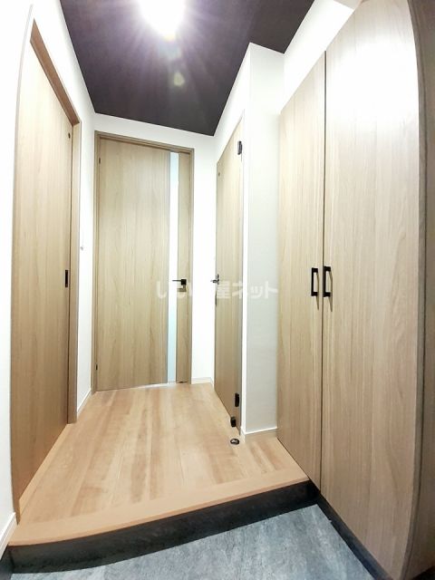 THE SQUARE Glory Residenceの玄関写真