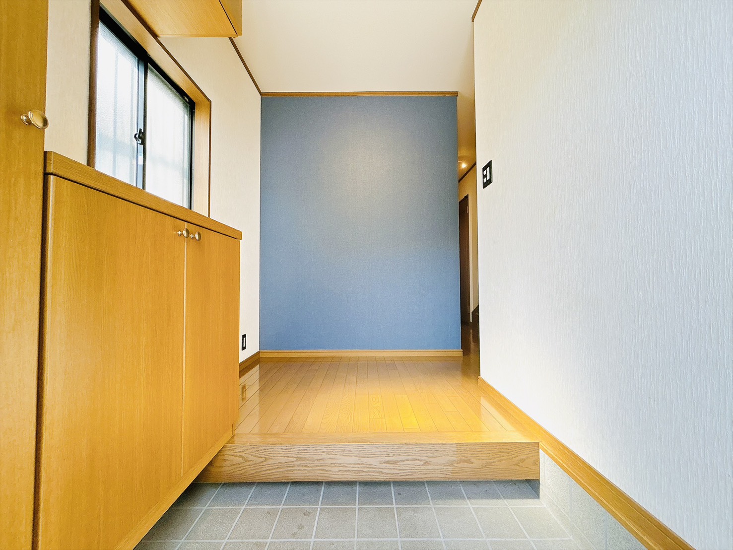 ＪＲ和歌山線 隅田駅 徒歩43分 2階建 築26年の玄関写真