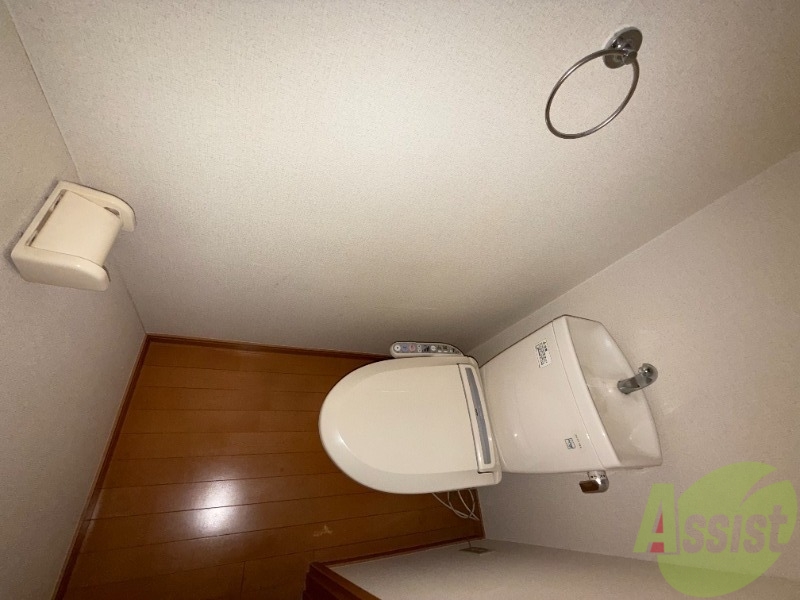 トイレ　トイレの写真です。シンプルで使いやすそうですね。