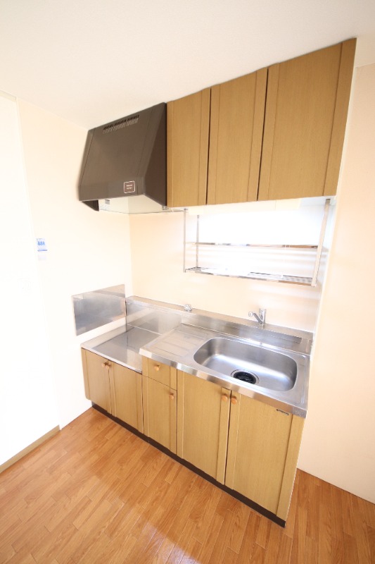 阪急神戸線 西宮北口駅 徒歩10分 2階建 築31年のキッチン写真