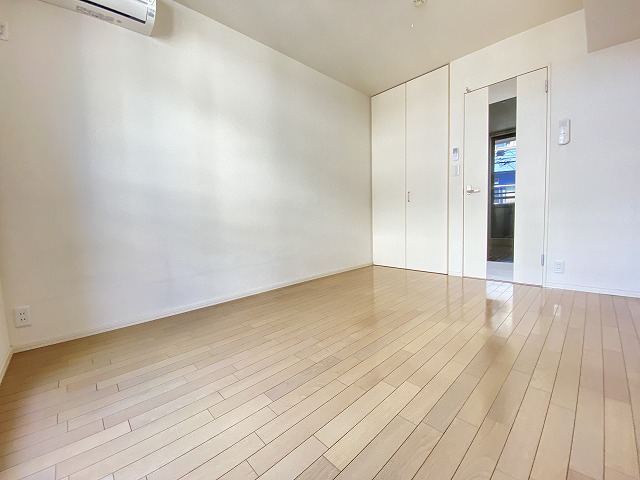 居室・リビング　※別部屋参考写真