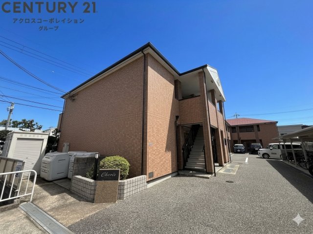 建物外観　敷地内に駐輪場があります♪
