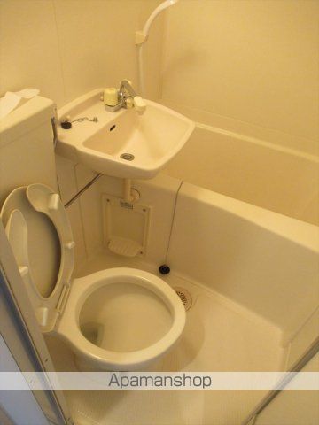 都営三田線 千石駅 徒歩2分 13階建 築29年のトイレ写真