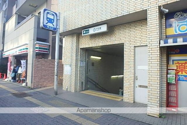 都営三田線 千石駅 徒歩2分 13階建 築29年の周辺写真