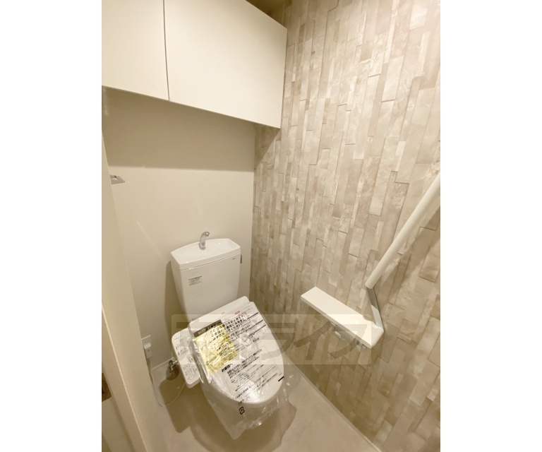 トイレ　洗浄機能付きトイレです。