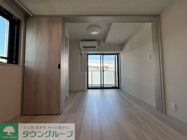リビオメゾン芝浦の居間写真