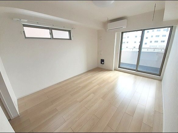 グレイスフルハイツ・Iの居間写真