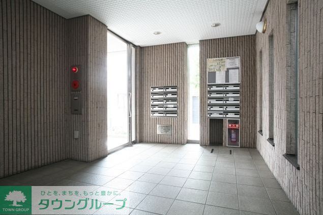 エントランス　エントランス