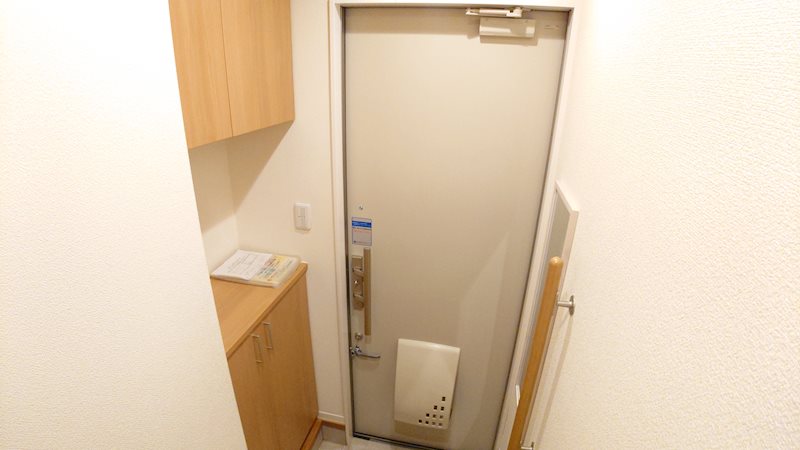 プロヌーブ ソウカの玄関写真