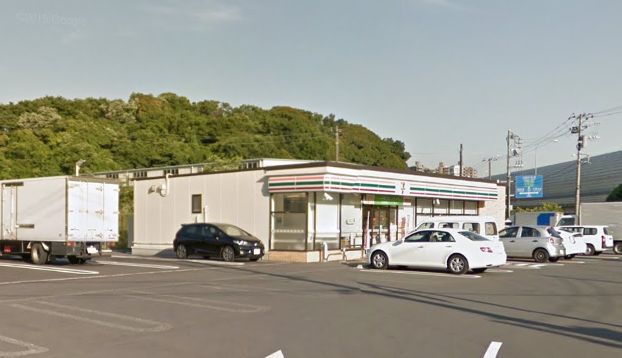 コンビニ　セブン－イレブン 千葉穴川インター店（コンビニ）まで1074m