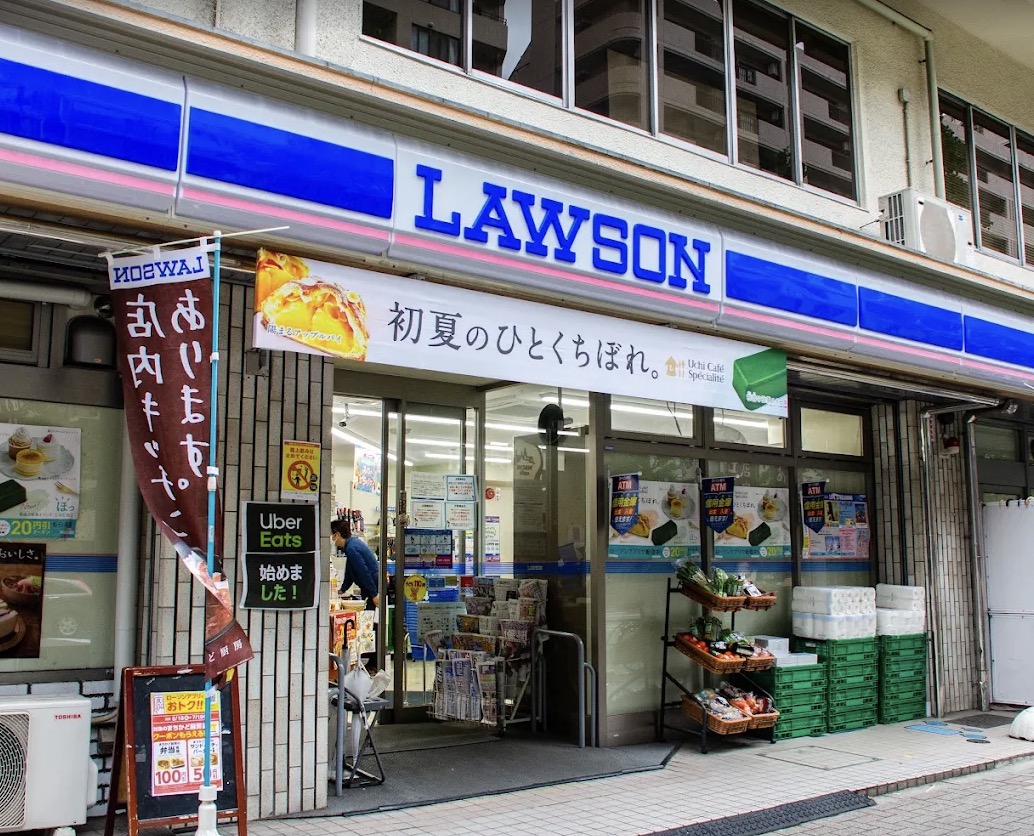 コンビニ　ローソン文京音羽一丁目店（コンビニ）まで377m