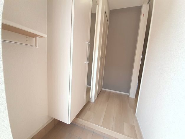玄関　きれいな玄関です