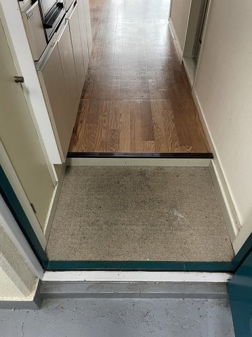 玄関　明るい玄関です