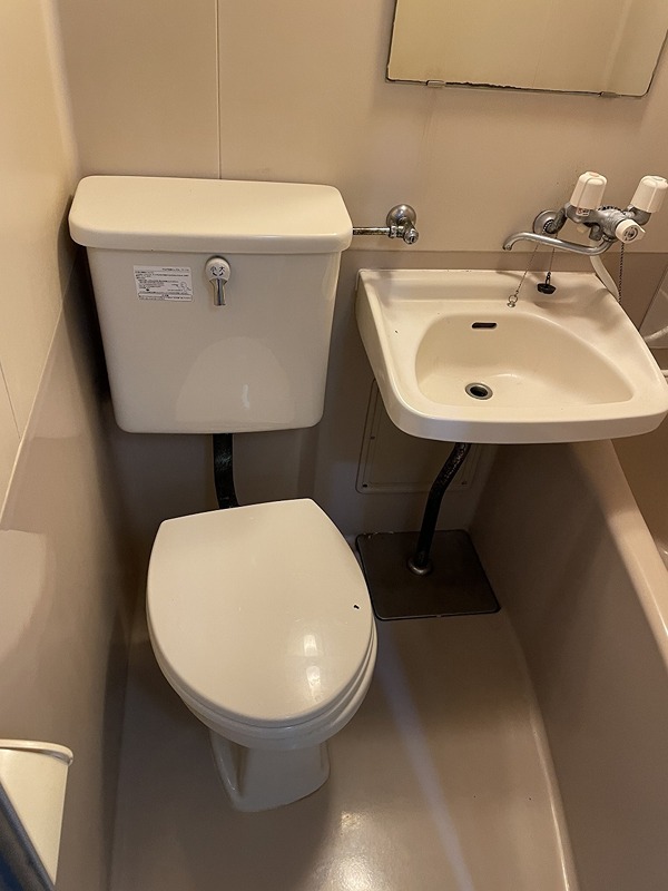 トイレ　コンパクトで使いやすいトイレです