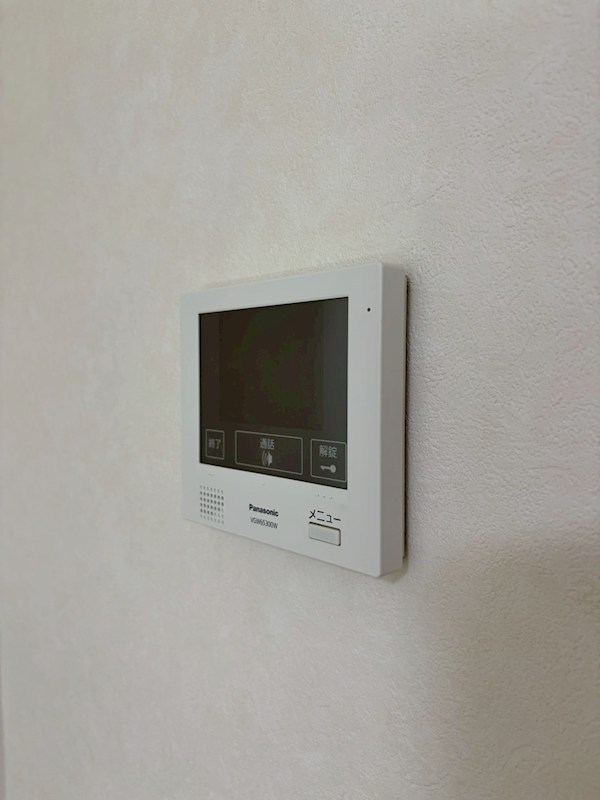 セキュリティ　快適な暮らしを守るTVモニター付インターホン。
