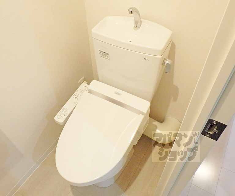 トイレ　ウォシュレット付！