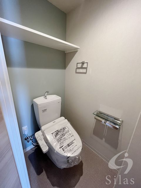 南海本線 天下茶屋駅 徒歩4分 8階建 築5年のトイレ写真