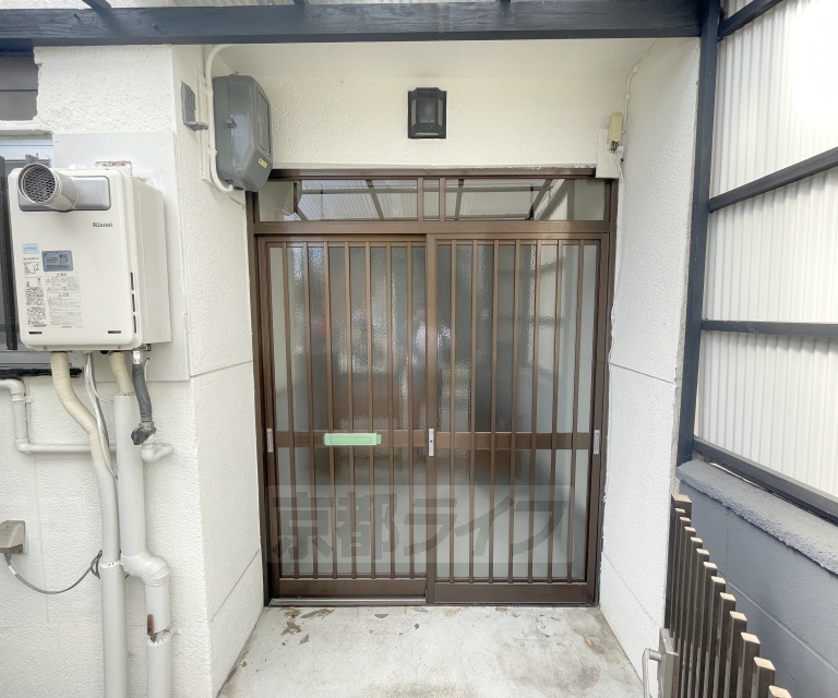 太秦堀ケ内町貸家の外観写真