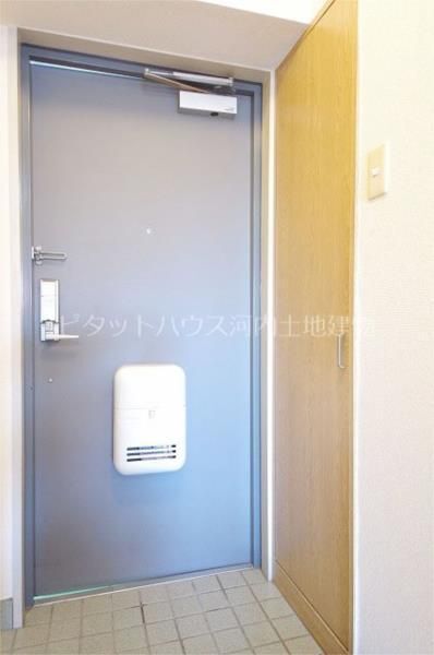 玄関　※類似室内