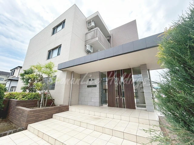 建物外観　鉄筋コンクリートマンションで防音面も安心♪