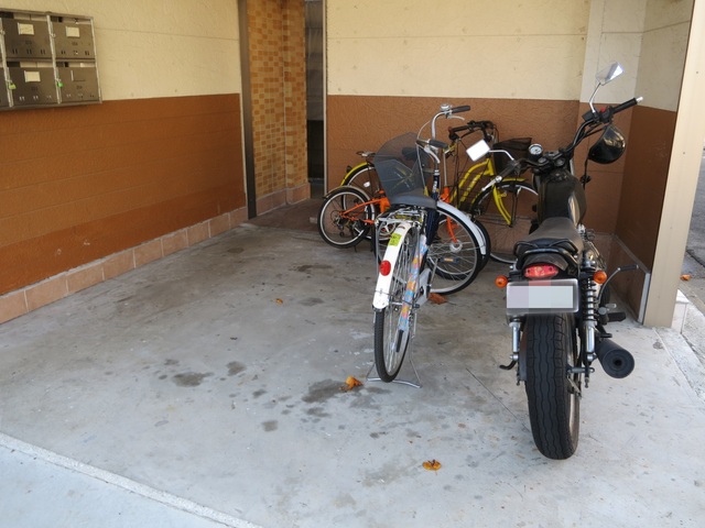 駐車場　バイク駐車無料です♪